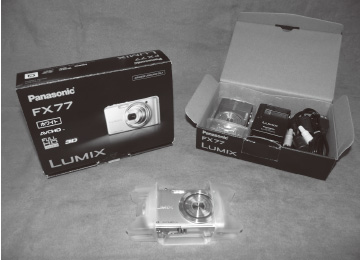 『Panasonic デジタルカメラ“LUMIX”の三次元包装』